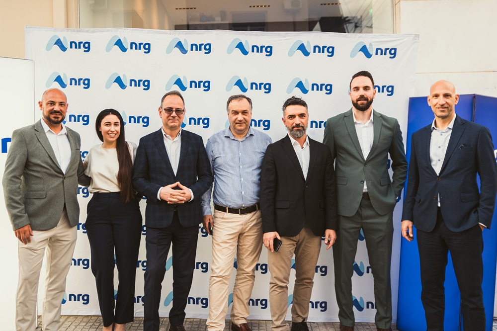 Η_ομάδα_της_nrg.jpg