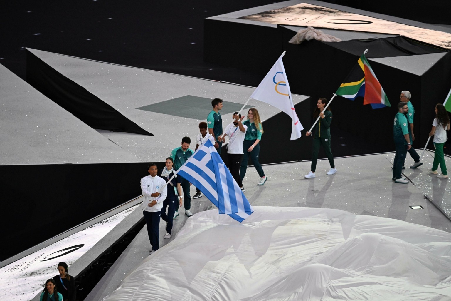 Team-Hellas-Paris_2-2-1536x1024.jpg