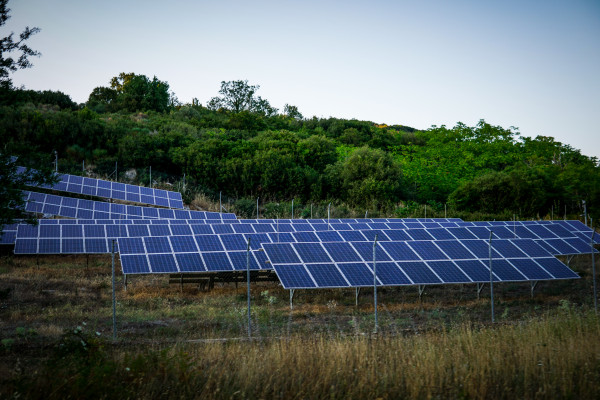 Η Ελλάδα δεύτερη στην Ευρώπη και τρίτη στον κόσμο στα φωτοβολταϊκά