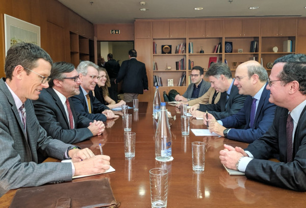 Συνάντηση Κωστή Χατζηδάκη με τον βοηθό υφυπουργού Εξωτερικών των ΗΠΑ Matthew Palmer