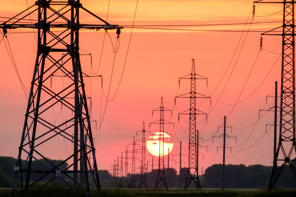 Κομισιόν: Πότε θα ενεργοποιείται ο μηχανισμός κρίσης στην αγορά ηλεκτρικής ενέργειας