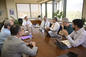 Σύσκεψη συντονισμού στο ΥΠΕΝ για την ισορροπία του ηλεκτρικού συστήματος εν όψει υψηλών θερμοκρασιών λόγω καύσωνα