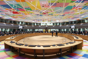 Σκρέκας στο Συμβούλιο ΥΠΕΝ της ΕΕ: Δεν υπάρχει χρόνος, λύση άμεσα με ρεαλιστικό πλαφόν