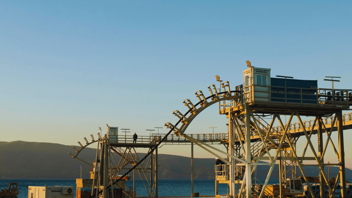 Η Hellenic Cables αναλαμβάνει υποβρύχιο καλωδιακό σύστημα μεταφοράς ενέργειας στην Πολωνία