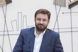 Κώστας Ζαχαριάδης: Η Διεθνής Νομιμότητα μας αφορά όλους σε κάθε γωνία του πλανήτη