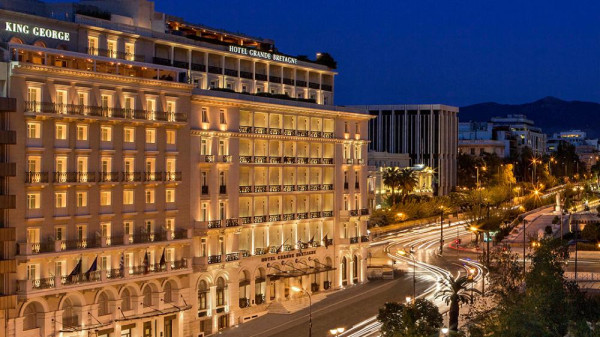 Η Schneider Electric στηρίζει τη βιωσιμότητα των ιστορικών ξενοδοχείων Μεγάλη Βρετανία και King George με εξειδικευμένους ενεργειακούς ελέγχους