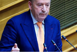 Επίκαιρη ερώτηση Κόκκαλη: Πράσινη ανάπτυξη με γυάλινα πόδια για τους μικροεπενδυτές
