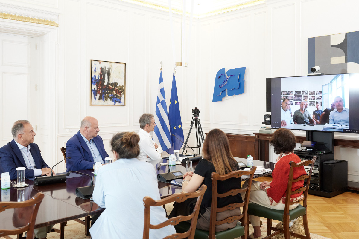 Τηλεδιάσκεψη Μητσοτάκη με τον Δήμαρχο Αμοργού για το «Αμοργόραμα» τις προστατευόμενες περιοχές και τα θαλάσσια πάρκα