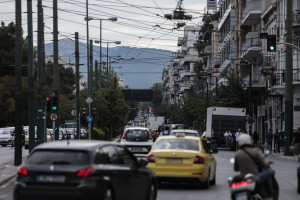 Οι αυτοκινητοβιομηχανίες επενδύουν στις κυψέλες υδρογόνου