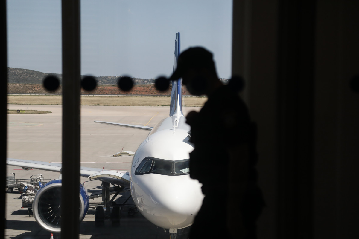 Πτήσεις με βιώσιμα καύσιμα από το αεροδρόμιο της Αθήνας, από την AEGEAN και τα ΕΛΠΕ