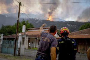 Πολύ υψηλός κίνδυνος πυρκαγιάς την Πέμπτη σε 10 περιφέρειες