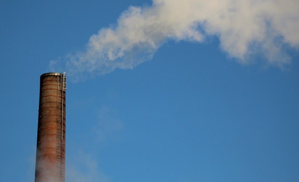 Κομισιόν: Πρόταση για μείωση της ρύπανσης από αέρια του θερμοκηπίου κατά 90%
