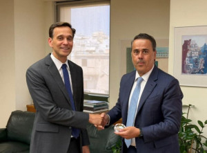 Συνάντηση Σ. Παπασταύρου με τον Τζος Χακ, τον νέο επιτετραμμένο της πρεσβείας των ΗΠΑ στην Αθήνα
