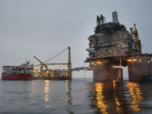 Κυρώσεις των ΗΠΑ στους ενεργειακούς ομίλους Rosneft και Lukoil της Ρωσίας