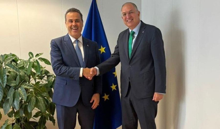 Προστασία θαλασσών και σεβασμός κανόνων αλιείας από τρίτες χώρες στο επίκεντρο των συζητήσεων Παπασταύρου-Καδή