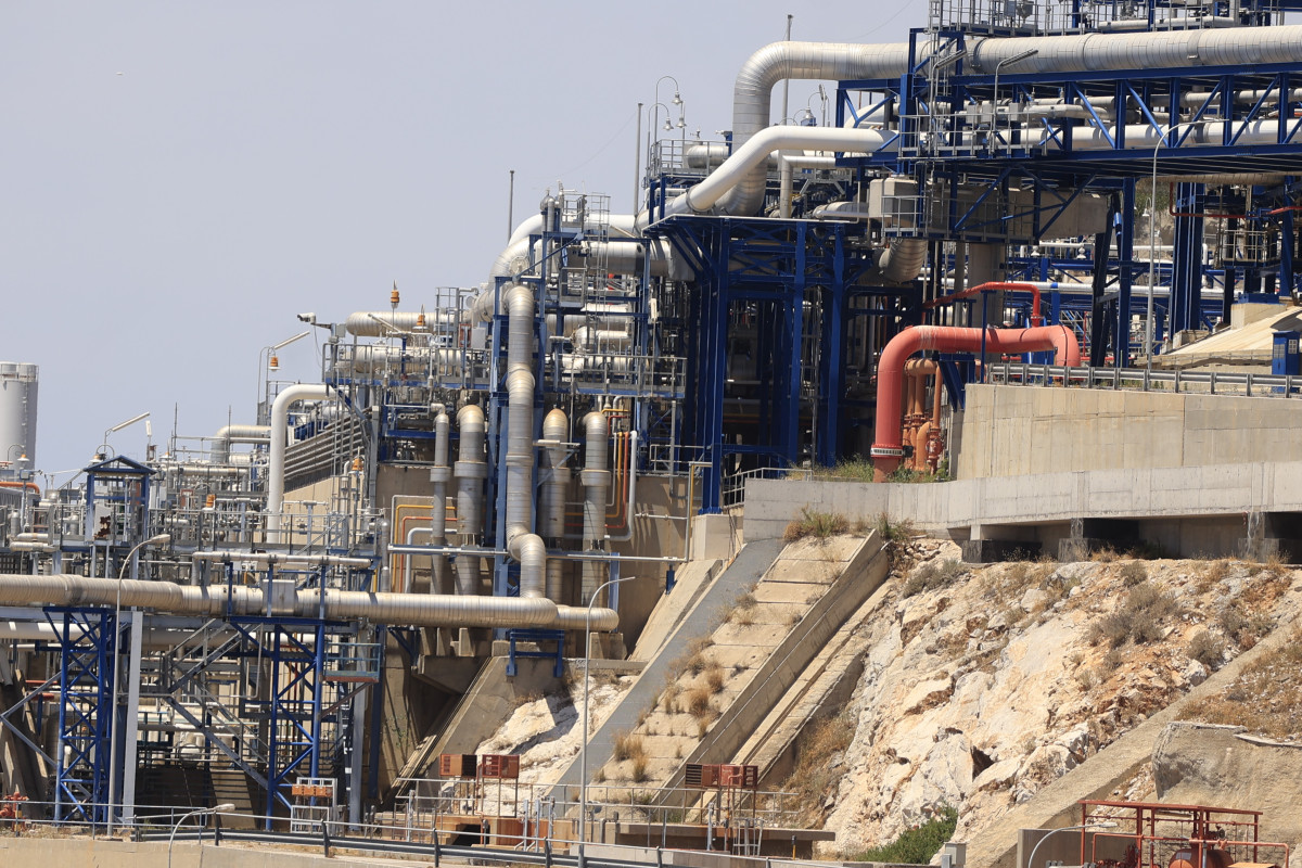 LNG: Παραπλάνηση σε κλιματική και ενεργειακή κρίση διαρκείας