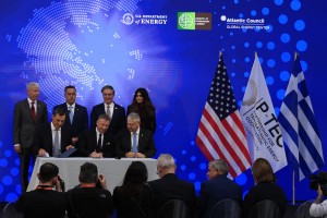 Συνεργασία των Exxon Mobil, Helleniq Energy και Energean για νέες εξορύξεις στο Βορειοδυτικο Ιόνιο