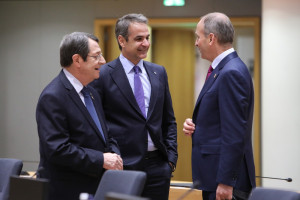 Σύνοδος Κορυφής - Μητσοτάκης: Η Ελλάδα δεν θα περιμένει την ΕΕ για να παράσχει στήριξη