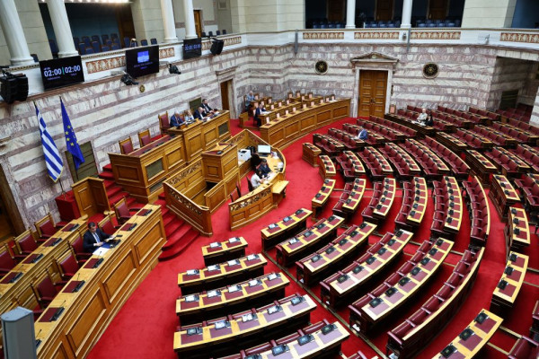 Γιάννης Τριήρης: Αναθεώρηση πολιτικών χρειάζεται αντί για Συνταγματική