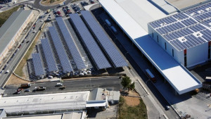 Σε εργοστάσιο της Seat στην Ισπανία, ένας από τους μεγαλύτερους φωτοβολταϊκούς σταθμούς