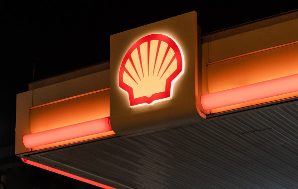 Υπερκέρδη ρεκόρ 40 δισ. δολαρίων για την Shell το 2022