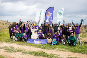 Η FedEx βοηθά στην αποκατάσταση τοπικών οικοσυστημάτων με 10.000 δέντρα σε Αθήνα και Εύβοια