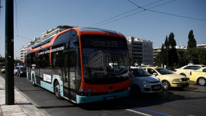 Δοκιμαστικά δρομολόγια, με επιβάτες, του ηλεκτρικού λεωφορείου της BYD, στην Αθήνα