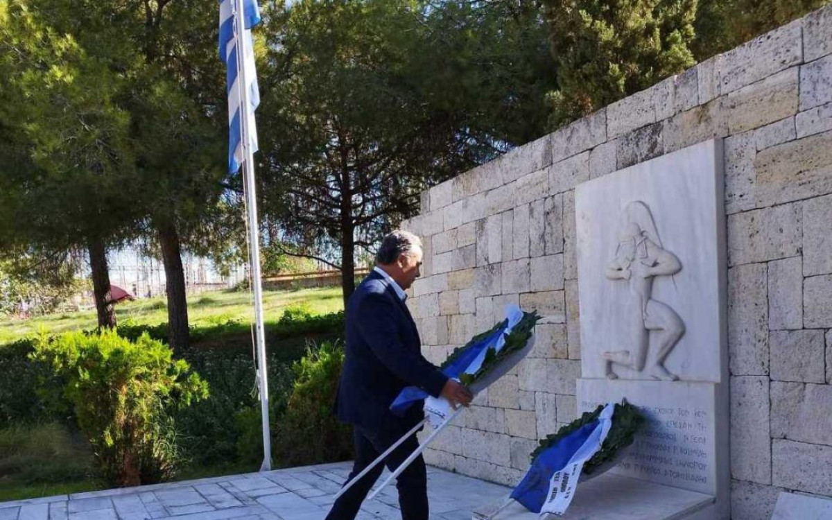 Στην κατάθεση στεφάνου για την ιστορική επέτειο της «Μάχης της Ηλεκτρικής» το προεδρείο της ΓΕΝΟΠ/ΔΕΗ-ΚΗΕ