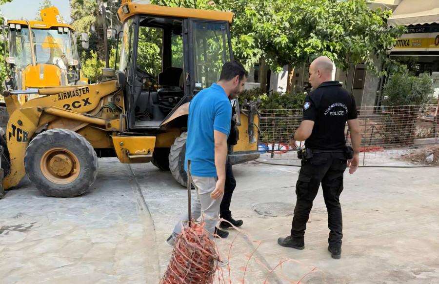 Μήνυση από τον Δήμο Αθηναίων για εργασίες χωρίς μέτρα ασφαλείας στο Θησείο