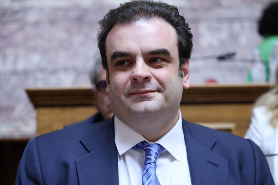 Κυρ. Πιερρακάκης: Παρακολουθούμε τις τιμές στην αμόλυβδη και θα παρέμβουμε αν χρειασθεί – Τα προβλήματα των πολιτών είναι και δικά μας