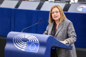 Μαρία Σπυράκη: Έκκληση στο Ευρωπαϊκό Συμβούλιο για τη μείωση του ενεργειακού κόστους