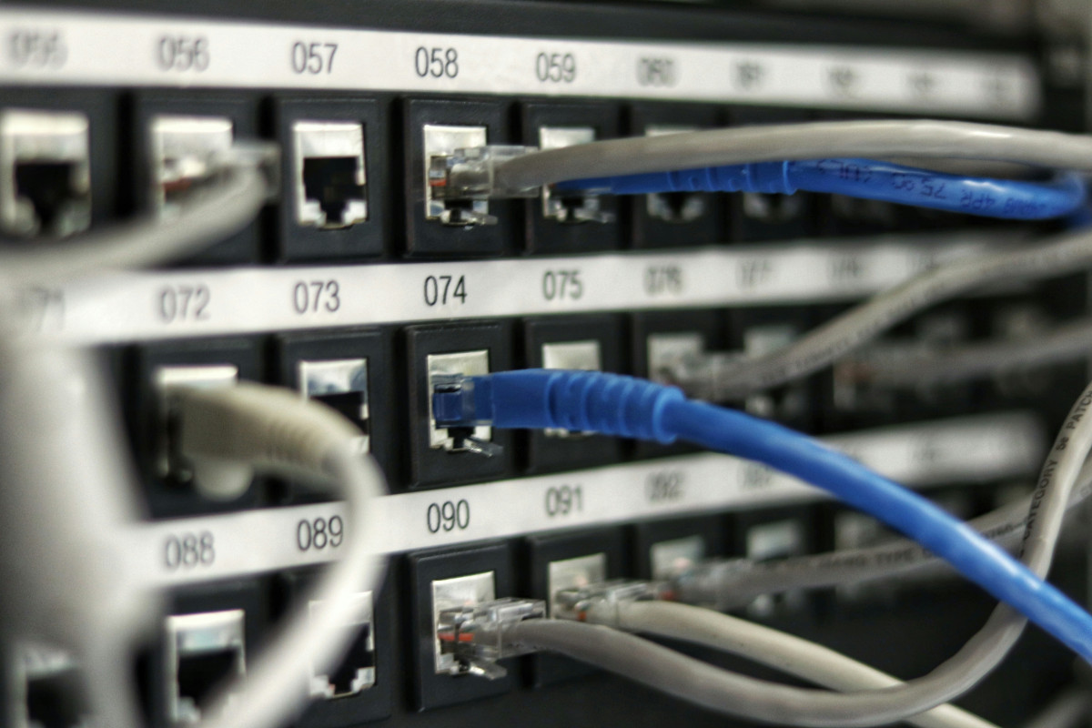 Data centers: Στενεύει ο ηλεκτρικός χώρος στην Αττική- Πού μπορούν να κατευθυνθούν οι νέες επενδύσεις