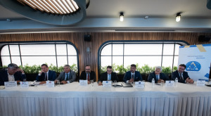 Η Ελληνική Εταιρεία Logistics υπογράφει μνημόνιο συνεργασίας με την Διεθνή Ναυτική Ένωση Ελλάδος