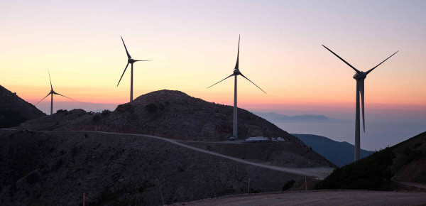 ΤΕΡΝΑ Ενεργειακή: Τι απειλεί την ανάπτυξη των ΑΠΕ