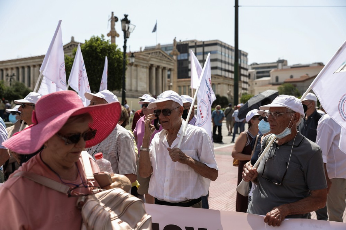 Γιάννης Τριήρης: Επαναφορά των Δώρων αντί του επιδόματος … πείνας