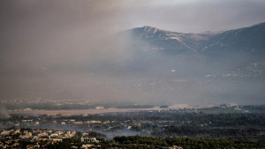 ΔΕΔΔΗΕ: Εντατικές εργασίες για την αποκατάσταση του δικτύου στη Βαρυμπόμπη