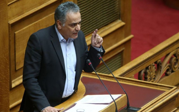 Σκουρλέτης: Απαθής η κυβέρνηση στον κίνδυνο να «κατεβάσουν ρολά» οι δήμοι λόγω της ενεργειακής κρίσης