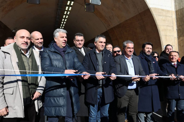 Ο Όμιλος AKTOR παρέδωσε τμήμα του νέου κάθετου άξονα 70 της Εγνατίας Οδού