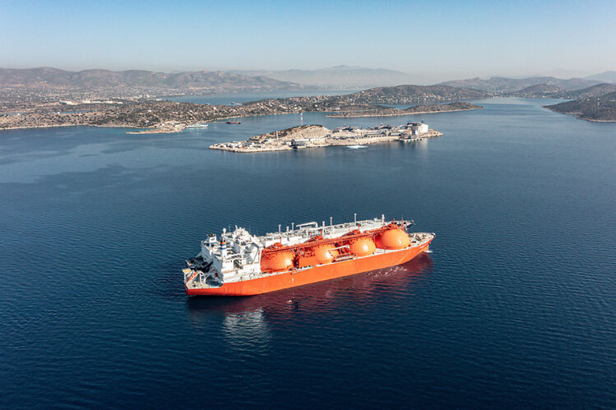 Οι τέσσερις διεκδικητές του μεριδίου της Exxon σε τερματικό LNG στην Ιταλία