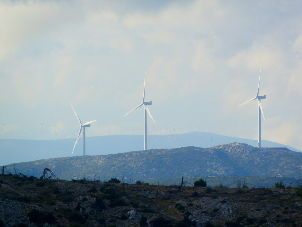 Γερμανία: Επιταχύνει τη επέκταση της παραγωγή αιολικής ενέργειας για ενεργειακή απεξάρτηση από τη Ρωσία