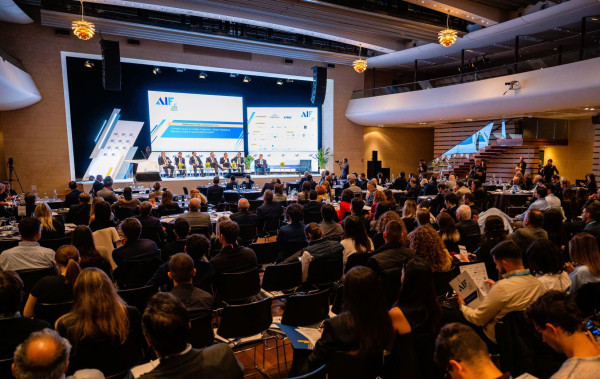 Με απόλυτη επιτυχία ολοκληρώθηκε το 8ο AIFμε θέμα «Η Ελλάδα στην Εποχή της Παγκόσμιας Ανακατάταξης. Προκλήσεις και Ευκαιρίες στο Νέο Περιβάλλον»