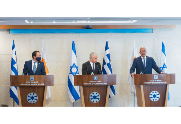Δήλωση του Υπουργού Εξωτερικών Νίκου Δένδια μετά την ολοκλήρωση της Τριμερούς Συνάντησης με τους ομολόγους του Ισραήλ, Yair Lapid, και Κύπρου, Νίκο Χριστουδουλίδη