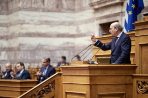 Κ. Χατζηδάκης: Επιστροφή του ΕΦΚ πετρελαίου στην αντλία και πρωτοβουλίες της ΔΕΗ για μείωση ηλεκτρικού ρεύματος στους αγρότες