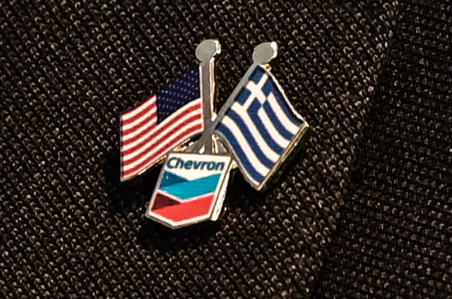 Chevron – HellenIQ Energy: Έως 10 ερευνητικές γεωτρήσεις με ορίζοντα παραγωγής το 2032–2035