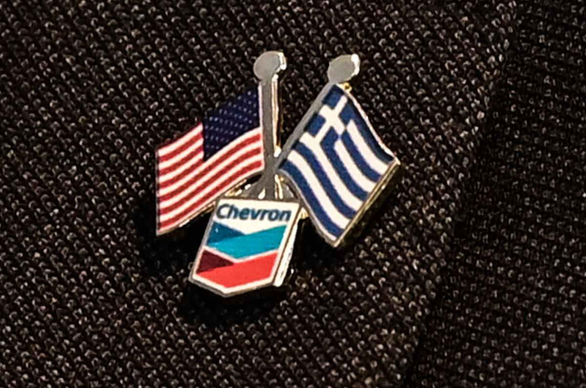 Chevron – HellenIQ Energy: Έως 10 ερευνητικές γεωτρήσεις με ορίζοντα παραγωγής το 2032–2035