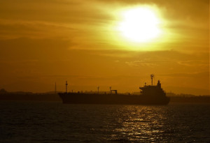 WSJ: Ελληνικά τάνκερ μεταφέρουν το 50% του ρωσικού πετρελαίου σε διεθνείς προορισμούς