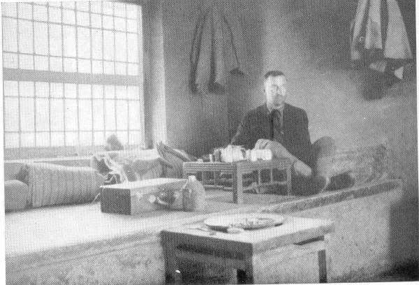 Πώς οι Κινέζοι κρατούν το καθιστικό ζεστό για 8 ώρες χωρίς ρεύμα