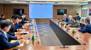 Στέφανος Γκίκας: «Διευρύνουμε τα πεδία συνεργασίας μας και ανταλλαγής εμπειριών και τεχνογνωσίας με την Ν. Κορέα»