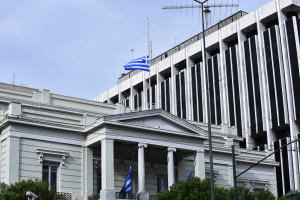 ΥΠΕΞ: Η άσκηση των δικαιωμάτων που απορρέουν από την ελληνική κυριαρχία δεν αποτελεί αντικείμενο διαπραγμάτευσης