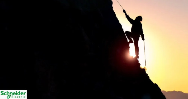 Η Schneider Electric ολοκληρώνει το πρόγραμμα Sustainability Impact (SSI) 2021–2025, προετοιμάζοντας το έδαφος για το επόμενο κεφάλαιο